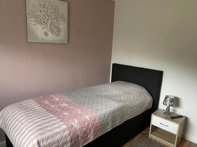 Ferienhaus Naehe Bad-Gandersheim Mit 5 Schlafzimmer Winzenburg Eksteriør billede
