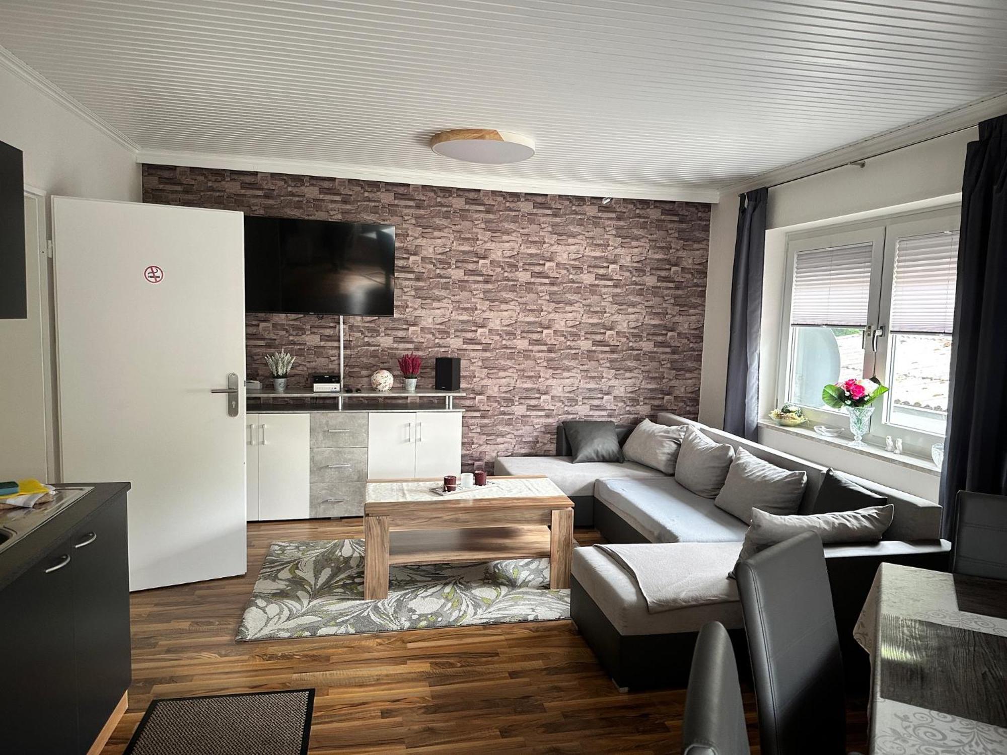 Ferienhaus Naehe Bad-Gandersheim Mit 5 Schlafzimmer Winzenburg Eksteriør billede